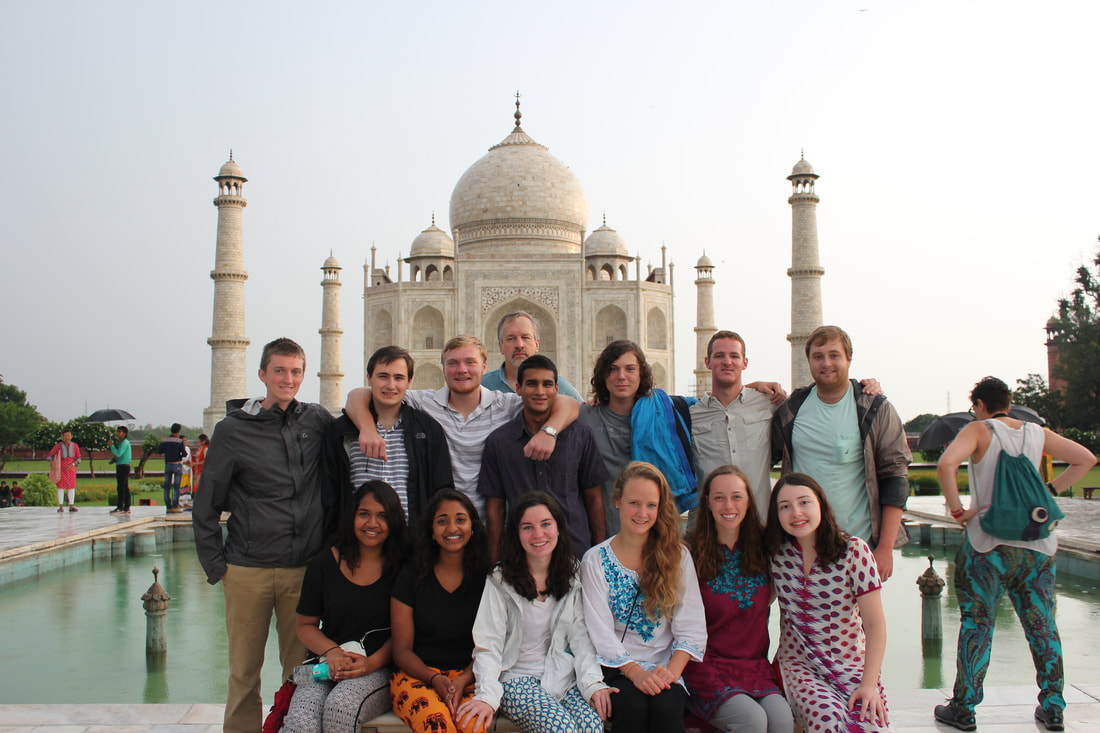 Group photo in front of Taj Mahal from 2015 trip