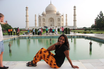 Student in front of Taj Mahal, 2015